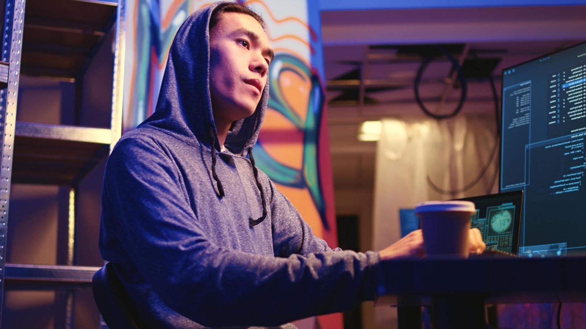 Team collaboration on mobile app maintenance and quality assurance